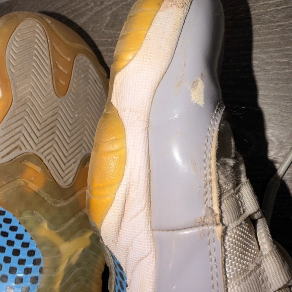 Nike Air Jordan 11 Retro Low - Picture 8 of 9